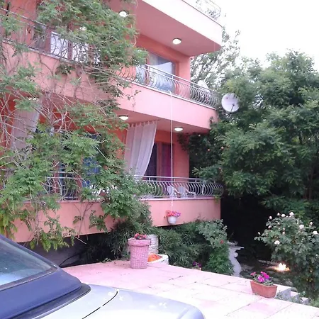 House Sapphire Δωμάτια σε οικογενειακή κατοικία