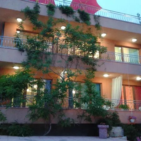 House Sapphire Δωμάτια σε οικογενειακή κατοικία Golden Sands